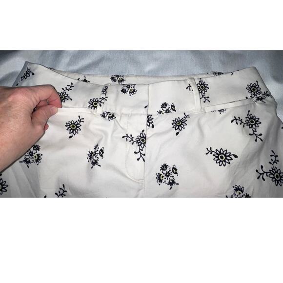 Ann Taylor Loft Rivera Pant - Size 8‎ - Cotton with Stretch - Picture 4 of 14